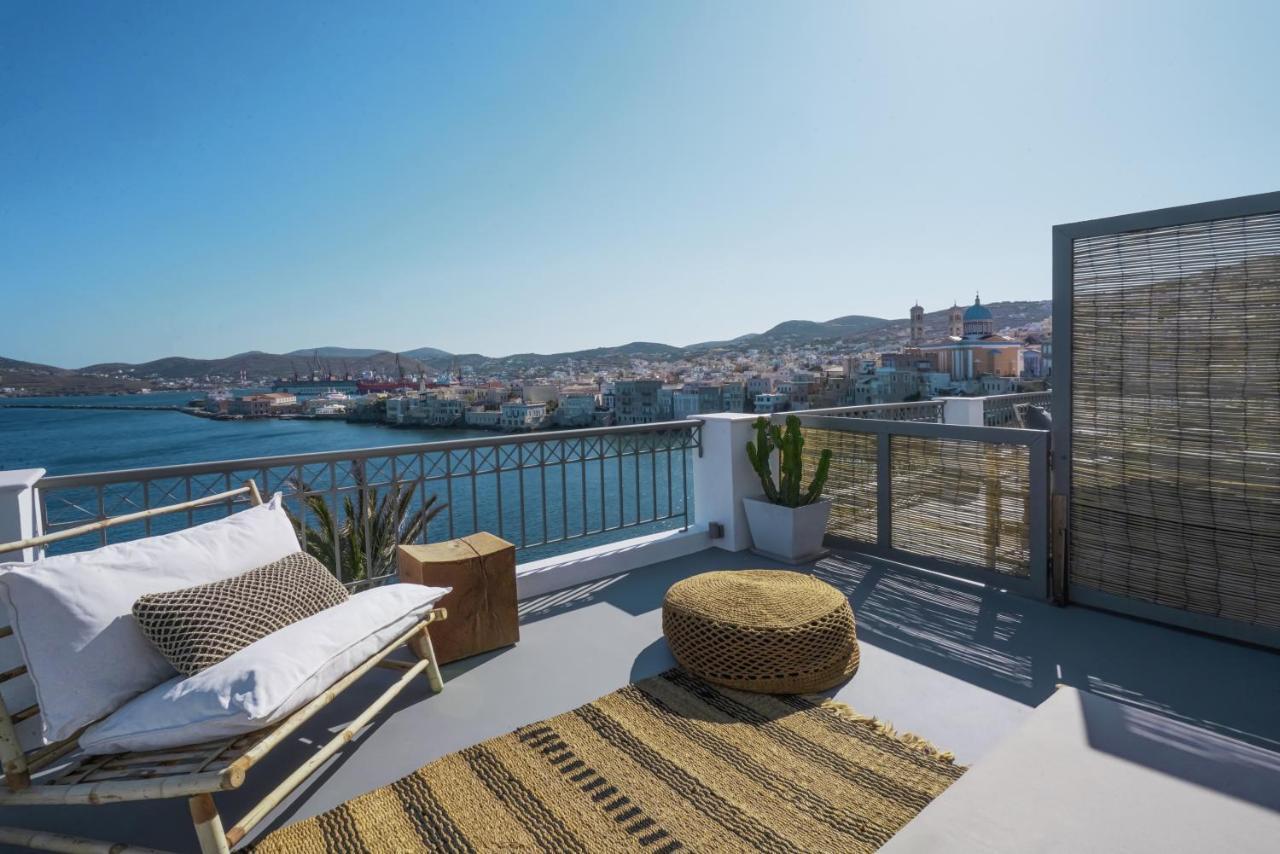 Pafsilipon Suites Ermoúpoli Eksteriør bilde