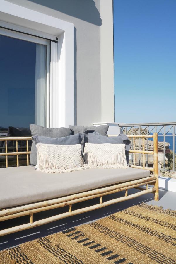 Pafsilipon Suites Ermoúpoli Eksteriør bilde